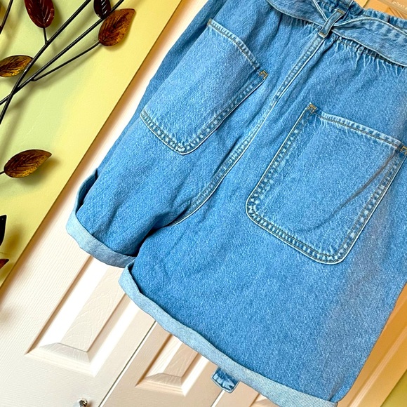 Ann Taylor Paper Bag Shorts Size S - Picture 3 of 6